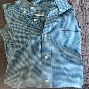 Vineyard Vines Plaid Button Up XL